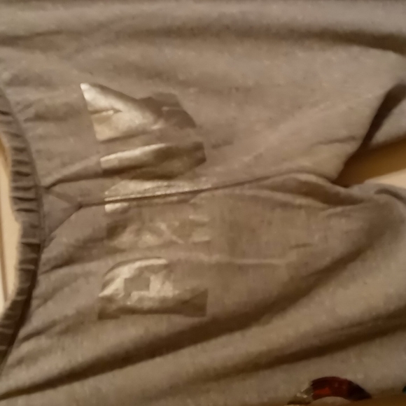 Victoria Secrets PINK Womens Grey w Silver Logo sz M - Picture 7 of 13